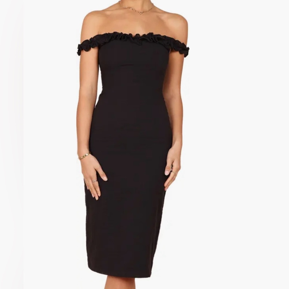 Petal & Pup Black Strapless Sheath Cocktail Dress